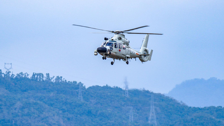 战鹰“蓝调”大片！海军航空兵开展跨昼夜实战化飞行训练