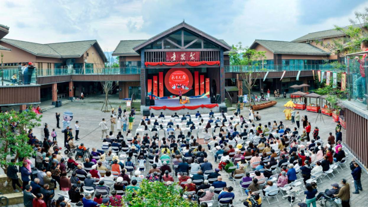 第二届“沫若戏剧周”启幕  文艺名家齐聚乐山沙湾区惠民巡演