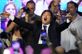 所在政党赢得中期选举，米莱：这是“转折点”
