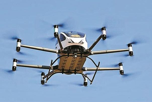 全国首台警用载人无人机入列广州黄埔