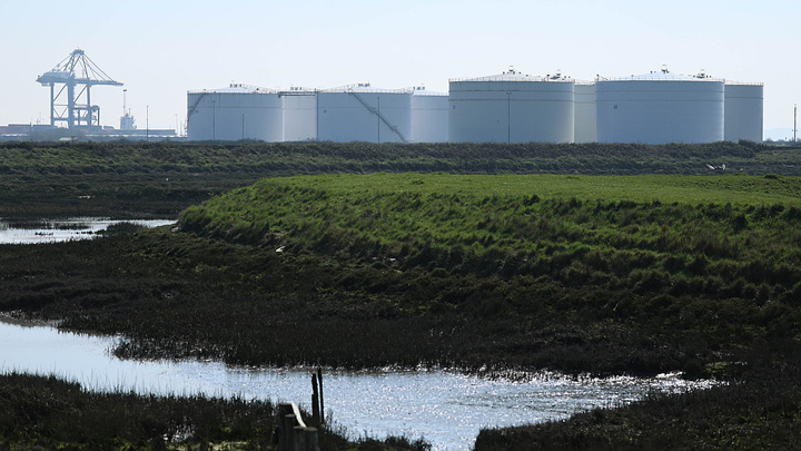 欧洲五国呼吁对能源企业征收暴利税，以应对燃料价格上涨