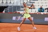 WTA1000罗马站：郑钦文逆转晋级第二轮