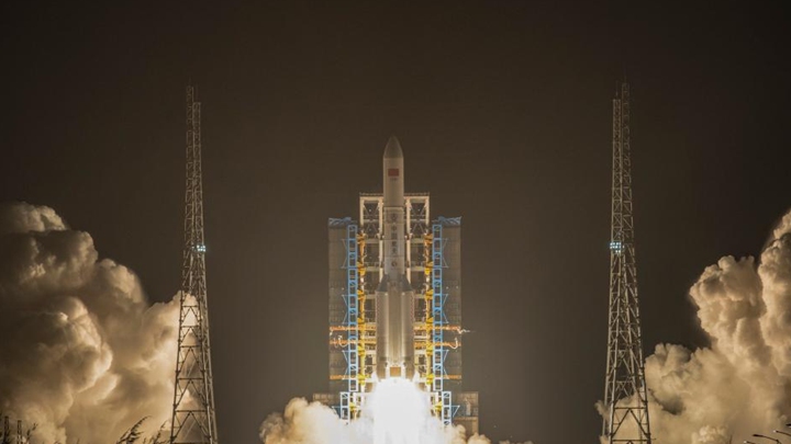 我国成功发射通信技术试验卫星二十号