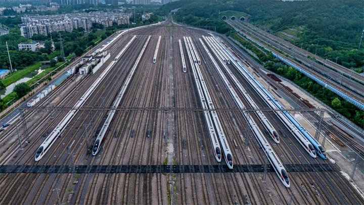 全国铁路7月1日起实行新的列车运行图