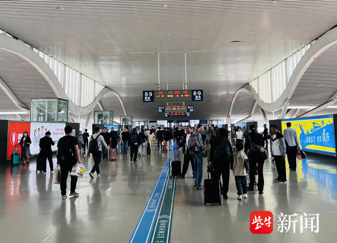 “五一”假期江苏铁路计划增开列车120对