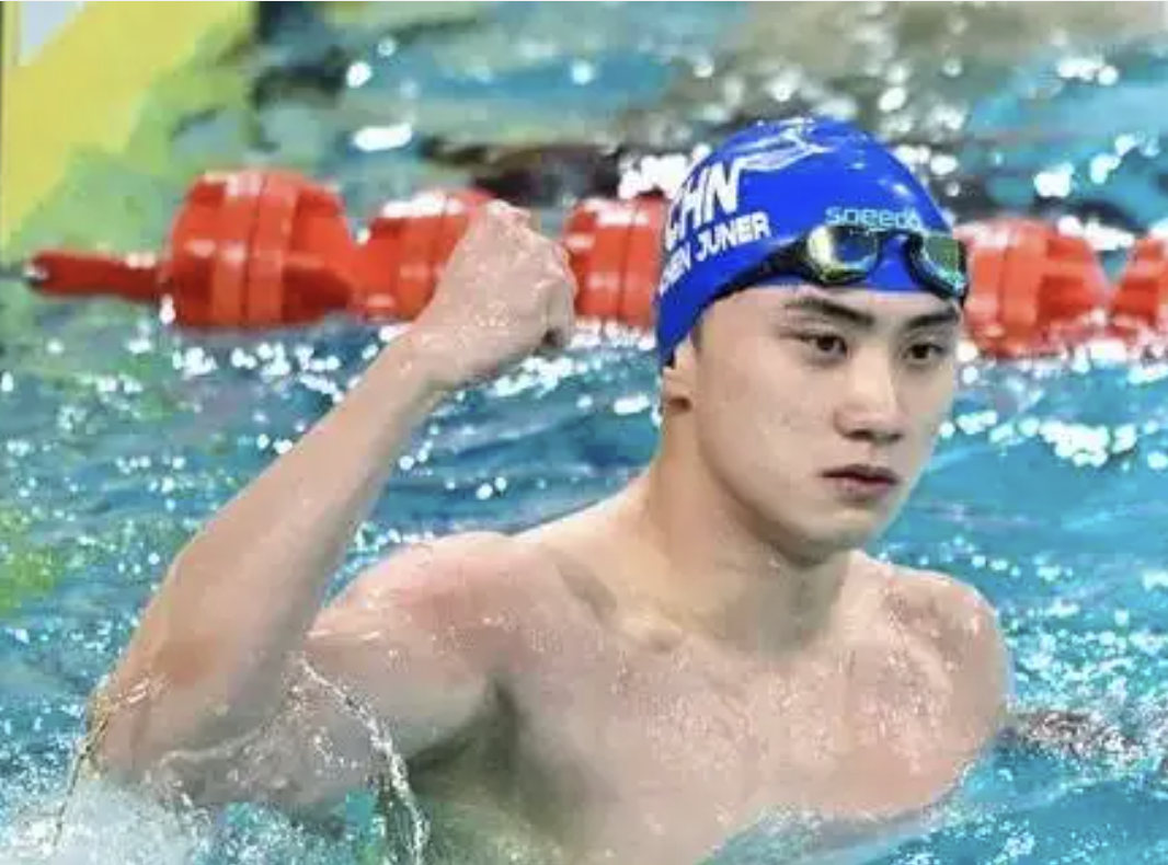 陈俊儿打破全国纪录 晋级男子200米蝶泳决赛
