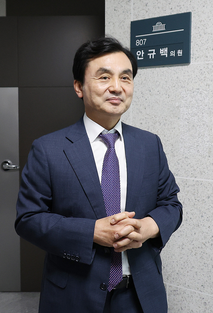正式就职！韩国近64年来首位非军人出身防长上任，承诺重塑军队形象