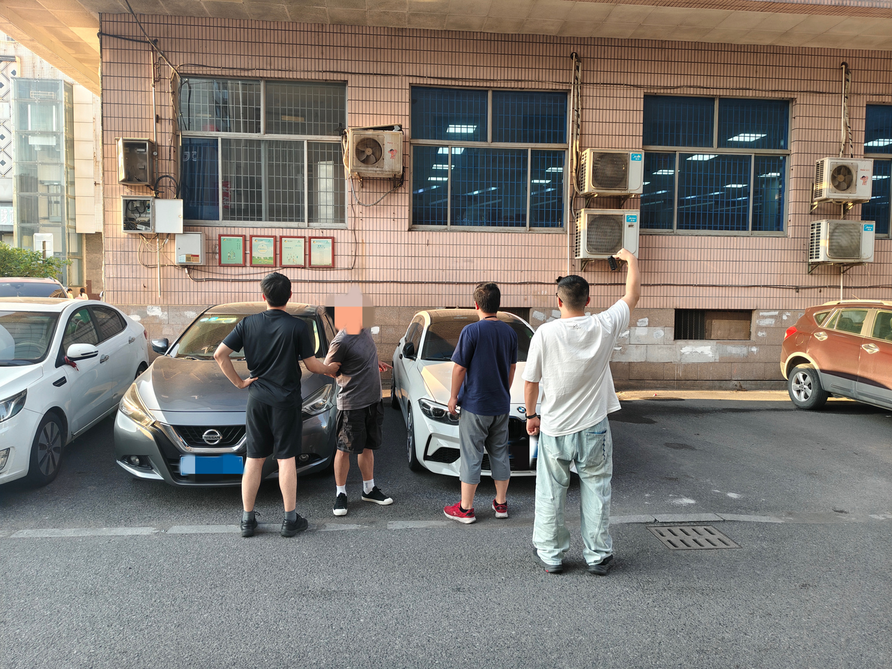 男子偷9000元买彩票“净赚”1000元，被抓后“净赚”的钱归谁？插图