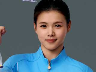 中国选手包揽亚运会跳水女子1米跳板金银牌
