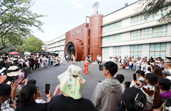 “五一”假期广元文旅市场火爆出圈 接待游客超559万人次 综合收入破27亿元
