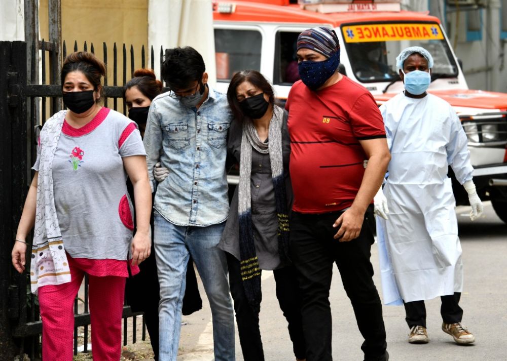 印度新冠疫情吃紧 英国,加拿大等国"限印入境"