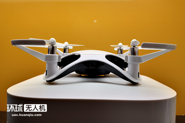 jellyfish迷你飞行器评测:499元也能手势识别