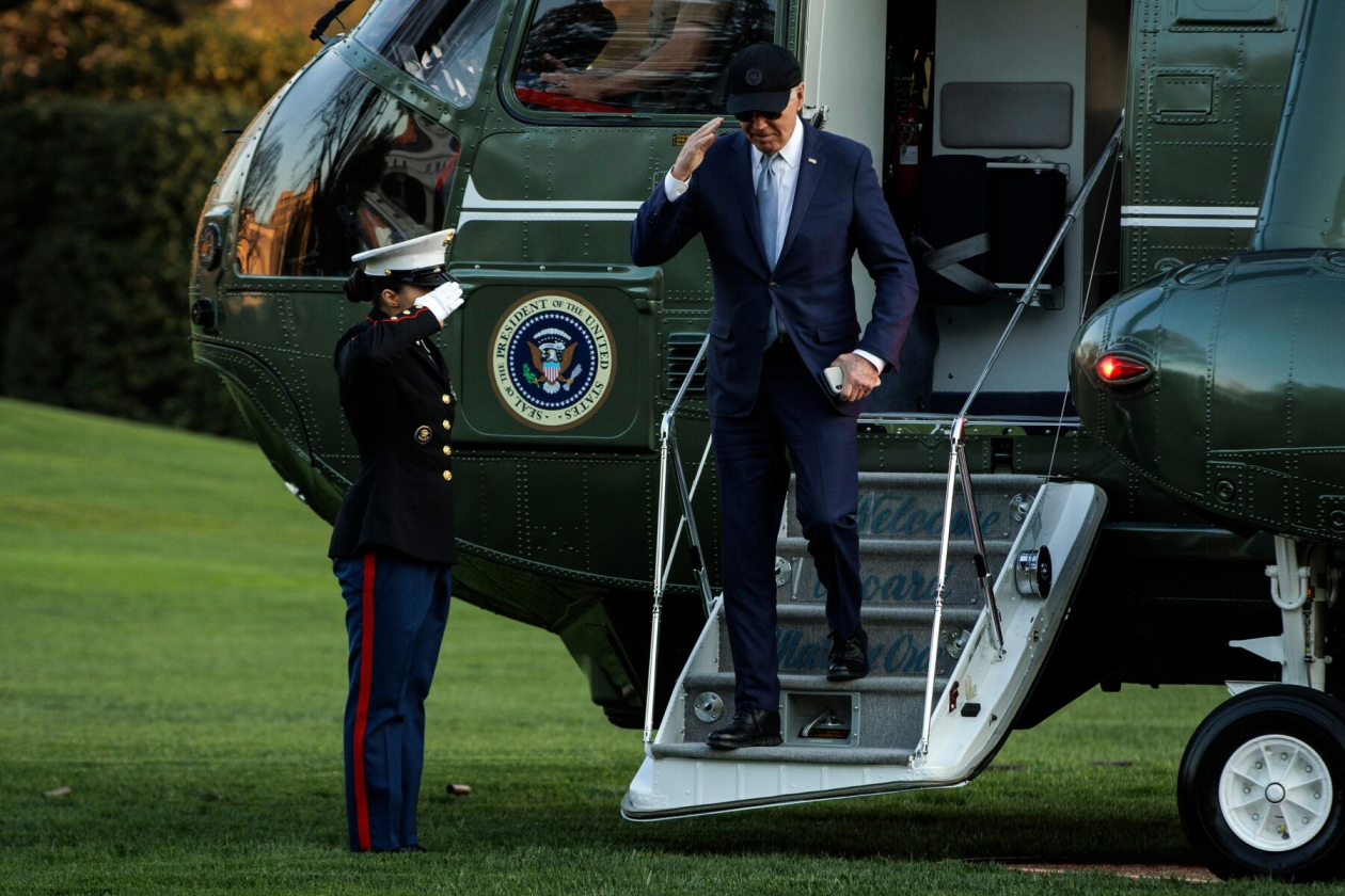 美媒：美国总统拜登新直升机被降级备用，原因是会烧焦白宫草坪