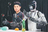 在上海，机器人正加速“进化”