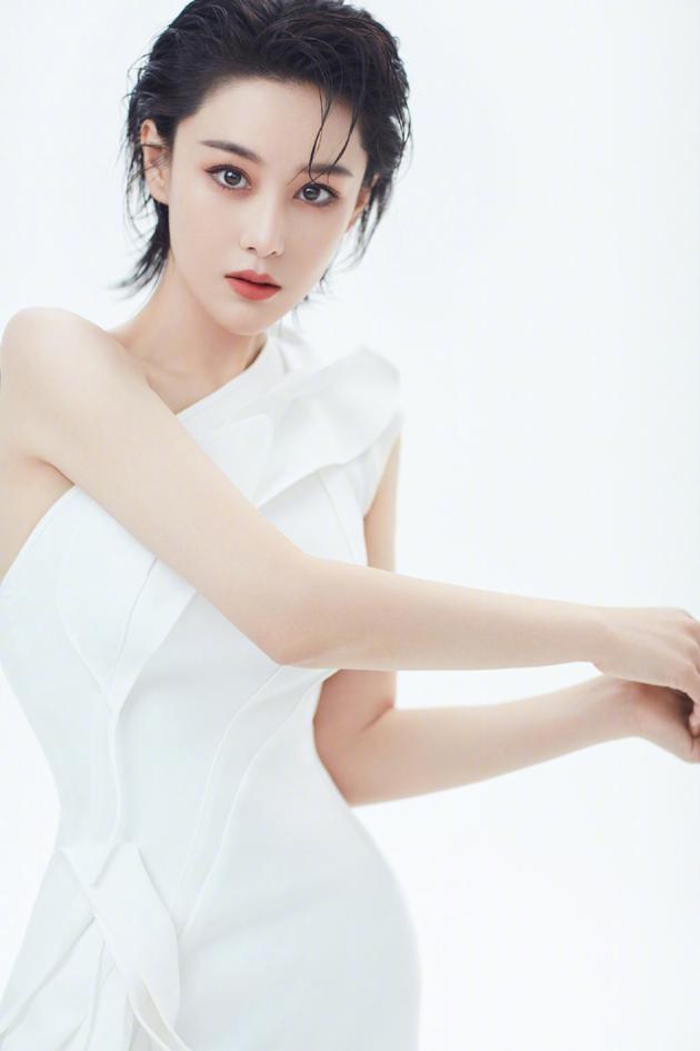 张馨予再回应女明星身材争议:会为角色控制胖瘦