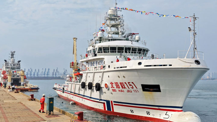 山东烟台：北部海区首艘中型海洋救助船“北海救151”轮入列