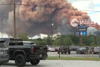 美国一化工厂发生火灾 上万居民被紧急疏散