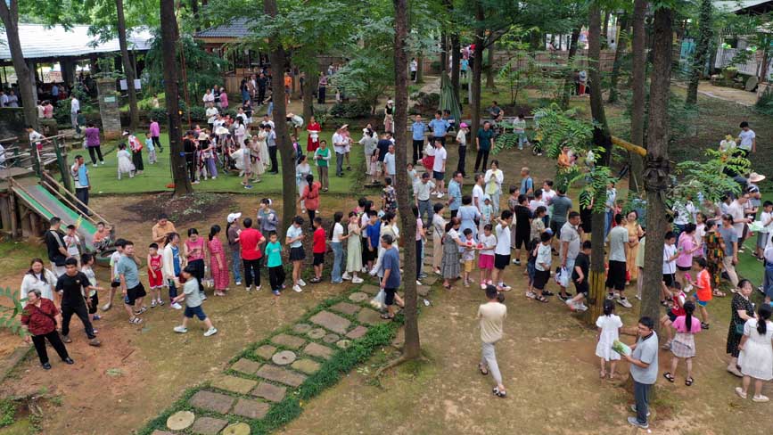 夏日乡村游园 点燃乡村振兴新活力