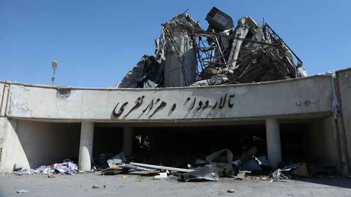 伊朗阿扎迪体育场遭袭受损