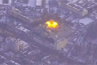 乌军方公布画面称用“风暴阴影”导弹袭击俄工厂