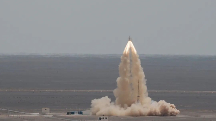 我国新一代载人飞船“梦舟”零高度逃逸飞行试验取得圆满成功