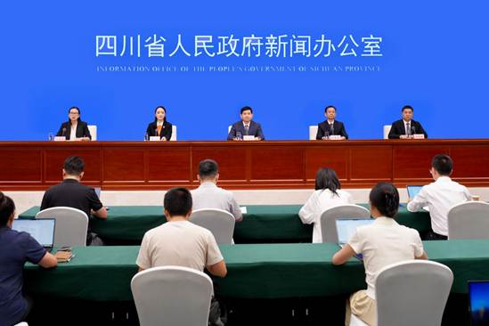 攀枝花抢抓“双试验区”叠加机遇  锚定“十五五”共富蓝图 力争2030年地区生产总值突破1800亿元