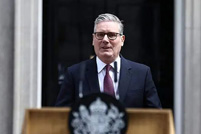 英国首相斯塔默宣布辞职