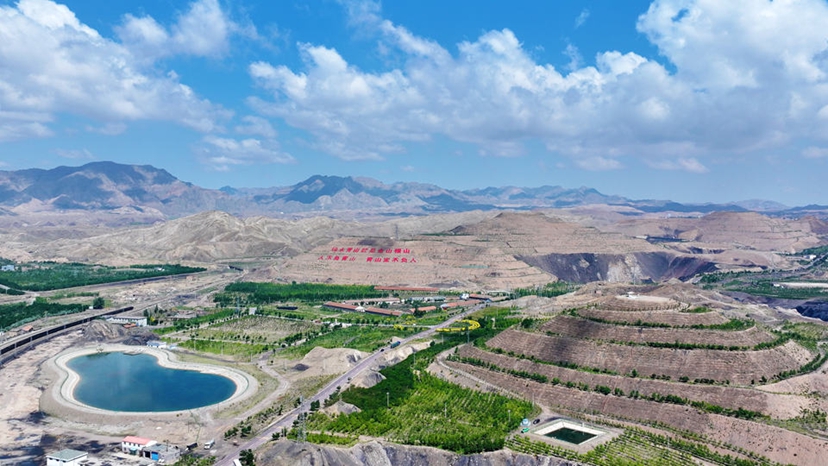 从全国两会看法治中国建设重大成就与崭新实践