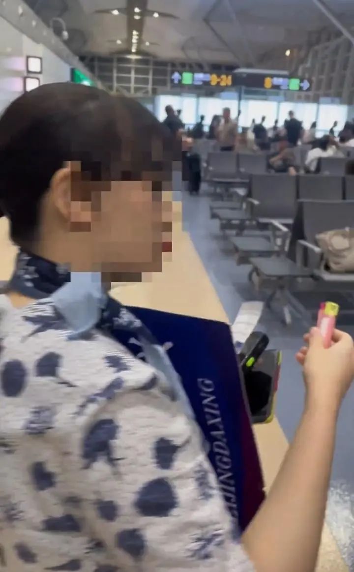 外国旅客带打火机进候机室，登机前被其他旅客拦下？无锡机场：正在调查插图1