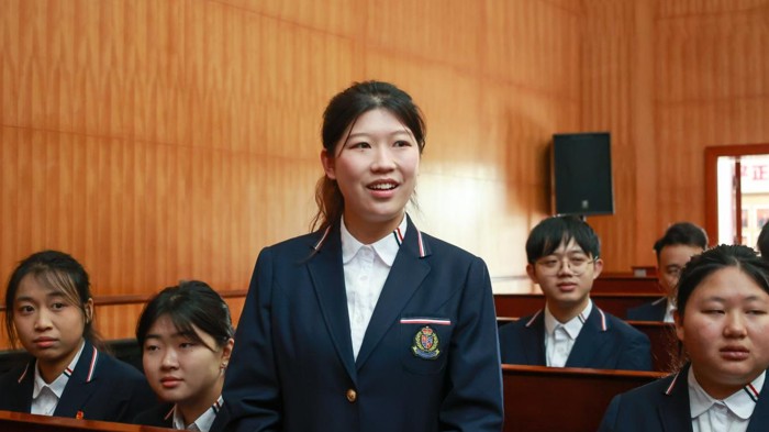 四川彭山：庭审现场变课堂，这堂“沉浸式”法治课干货满满！