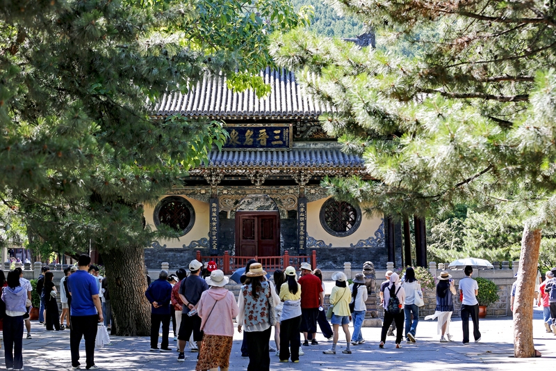 山西太原：游千年晋祠 享园林美景