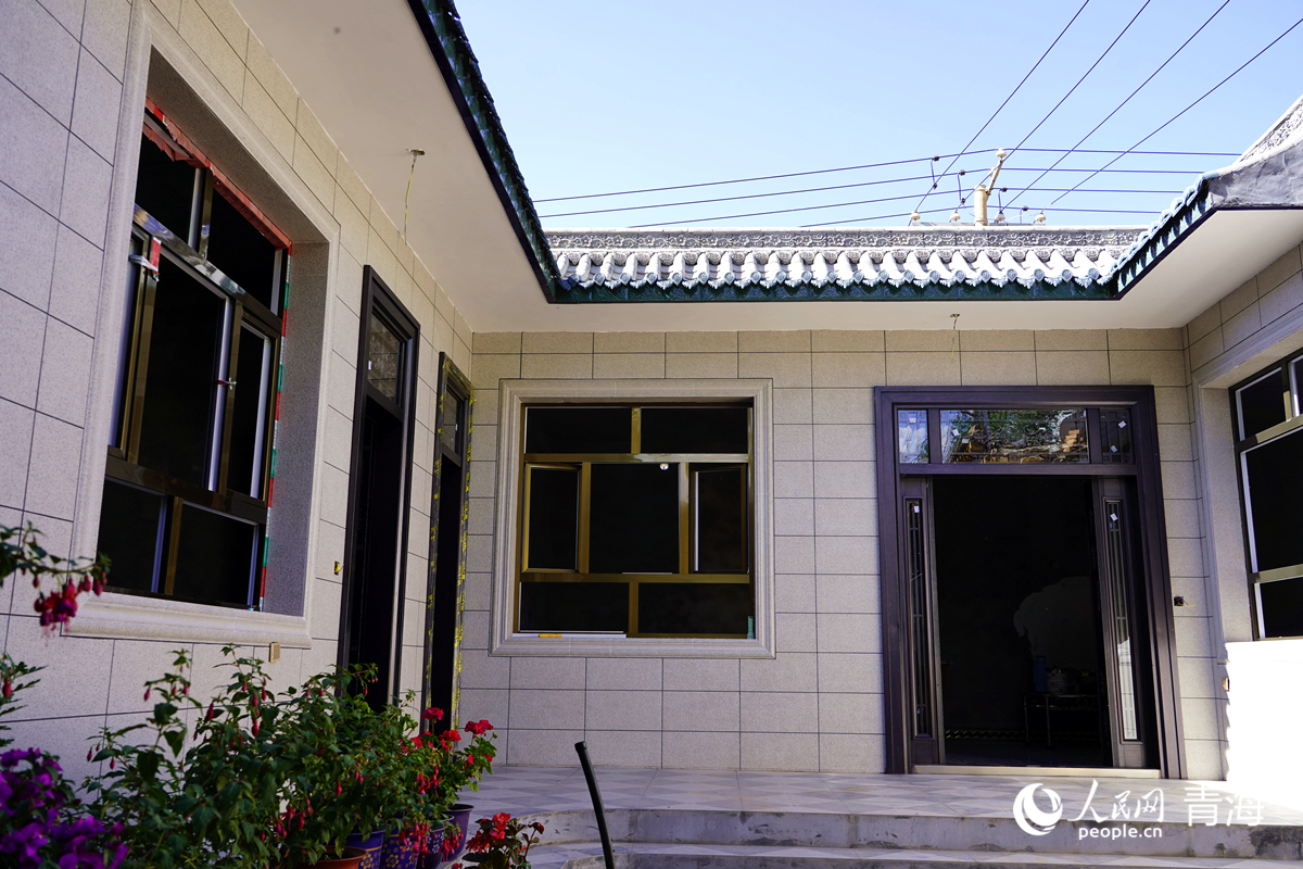 —青海海东灾后重建一线见闻