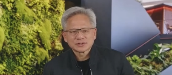 美媒：黄仁勋称，若美国希望成为AI领域全球领军者，与中国贸易至关重要