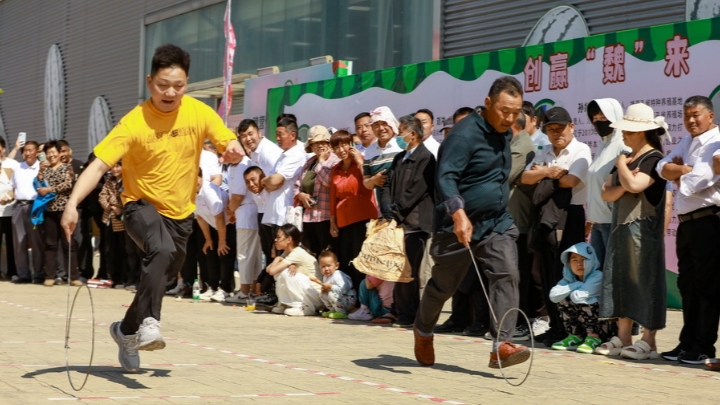 江苏泗洪：趣味农民运动会