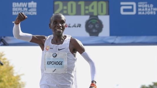 日跑30公里!"马拉松之王"基普乔格是怎样练成的