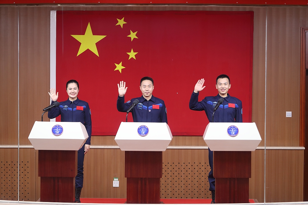 ✅体育直播🏆世界杯直播🏀NBA直播⚽神十九乘组亮相，“亮点”不少！