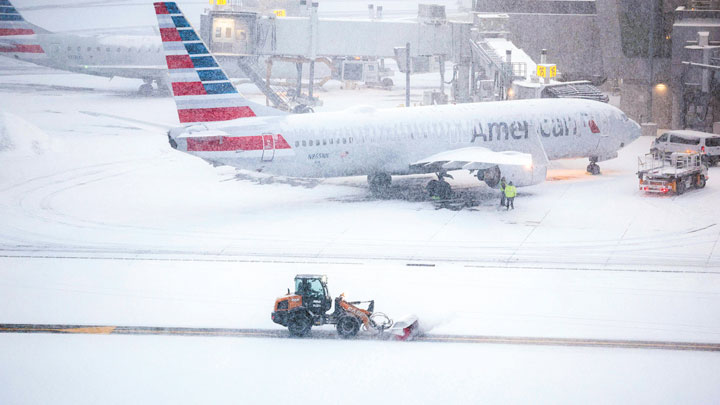 冬季风暴席卷，美国20多州进入紧急状态