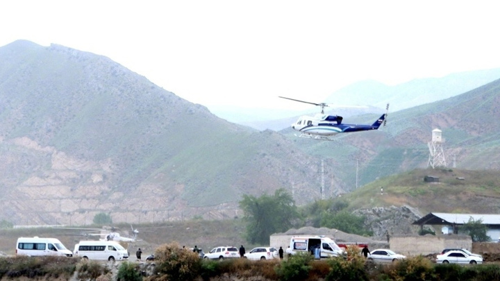 外媒曝光伊朗总统直升机队事故前画面