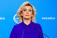 扎哈罗娃用中文发帖：俄中友谊万岁！