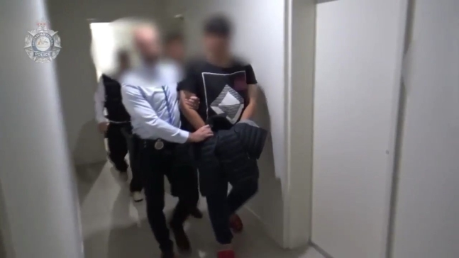 韩警方与澳大利亚警方合作，于23日在悉尼逮捕了“第二N号房”事件的主犯。 图自韩媒