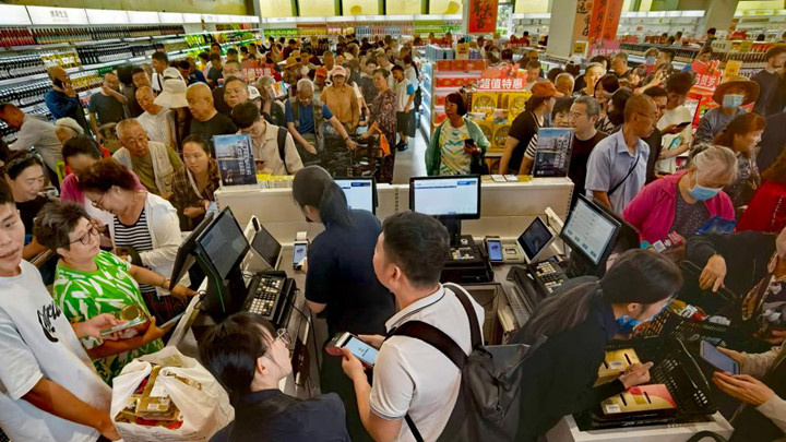 家门口的“免税购物车”——海南岛内居民免税店开业直击