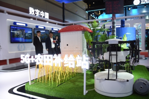 我国5G基站达470.5万个