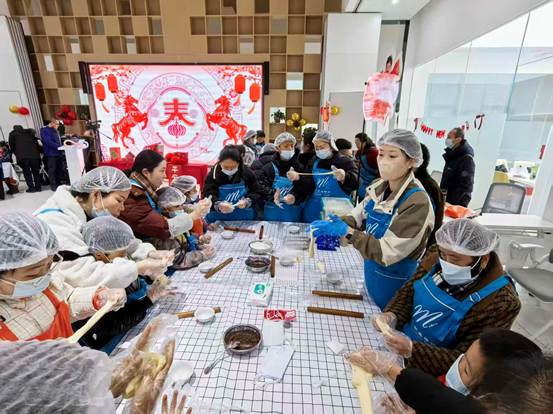 指尖传技 年味暖心 德阳旌阳守护农民工家庭幸福年