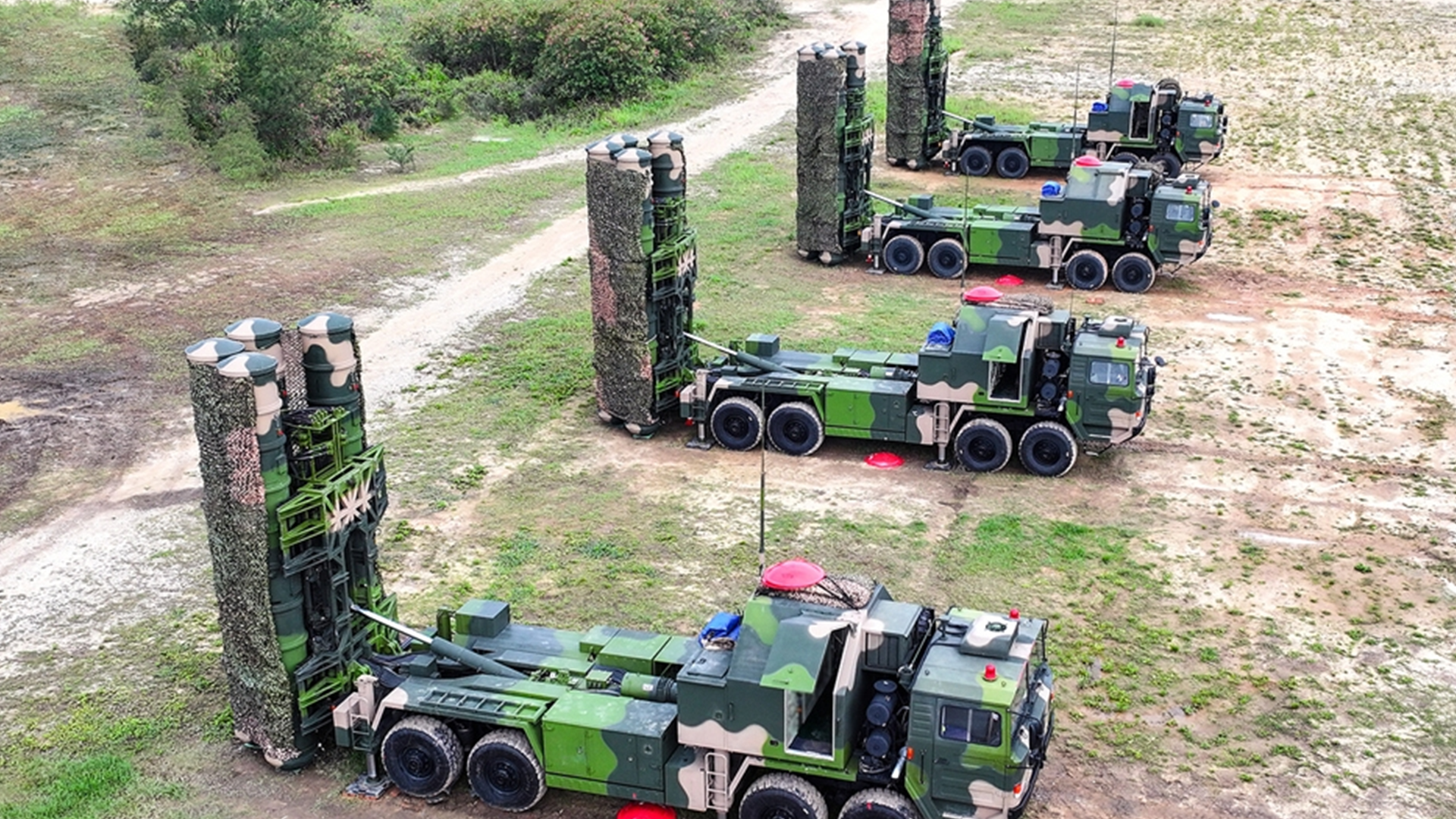 锤炼空中作战能力 东部战区空军昼夜奋战不懈追击敌情