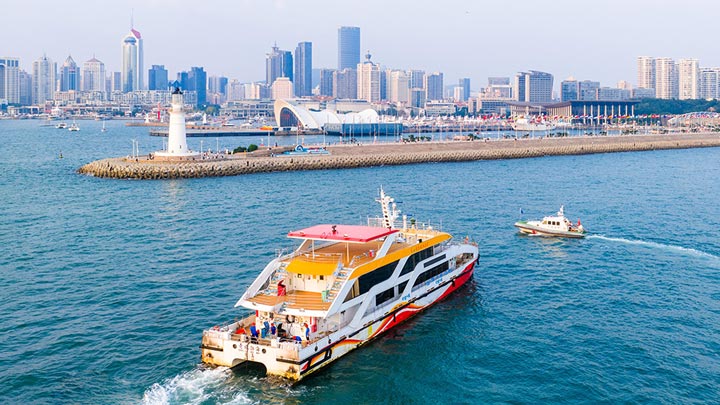 夜游船综合应急演习 筑牢海上夜游安全防线