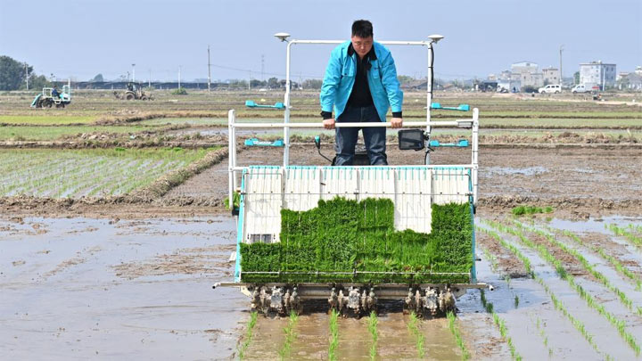 春耕“科技范”