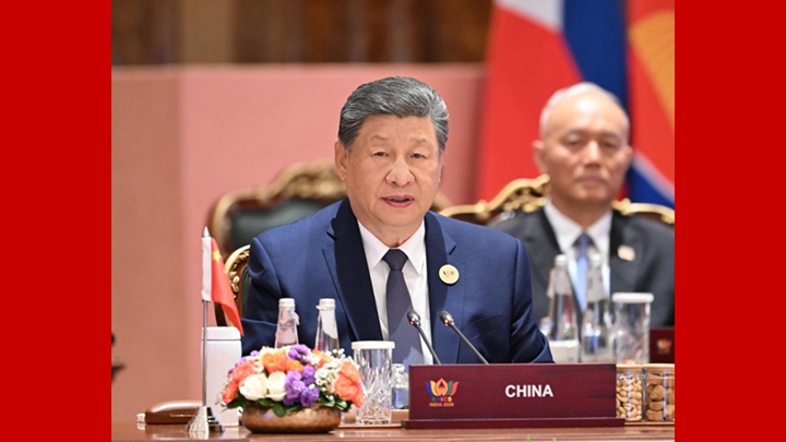 习近平出席金砖国家领导人第十八次会晤第二阶段会议并发表重要讲话