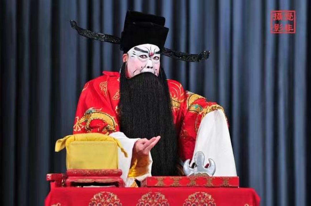 京剧表演艺术家袁少海去世为京剧大师袁世海的长子
