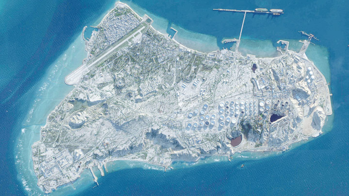 哈尔克岛为何成为美军潜在目标？