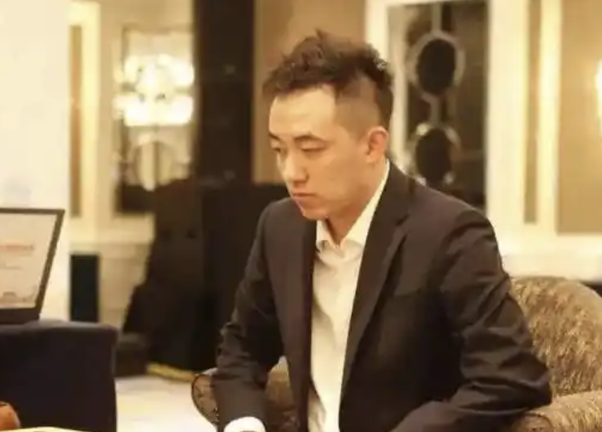 杨楷文首夺围棋世界冠军